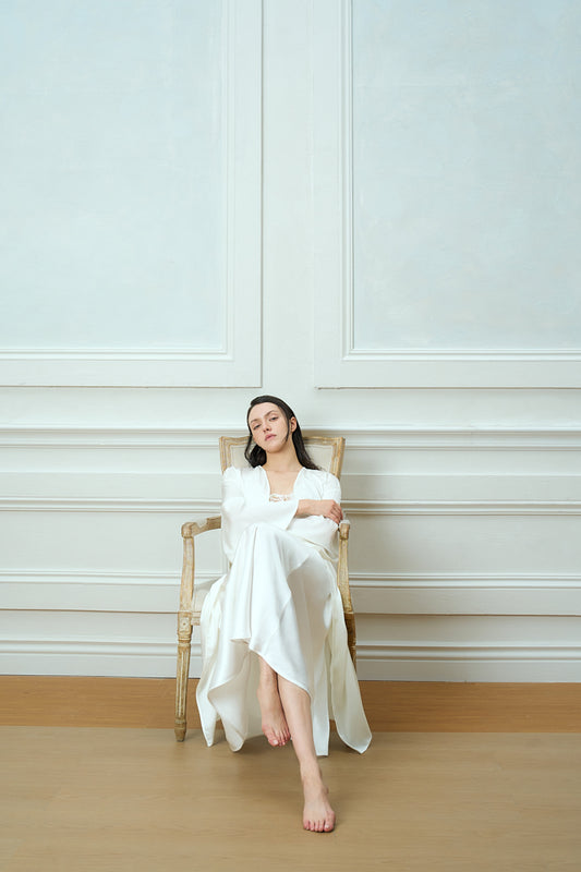 BACK LACE PANELED BELTED SEMI-SHEER PEIGNOIR / WHITE