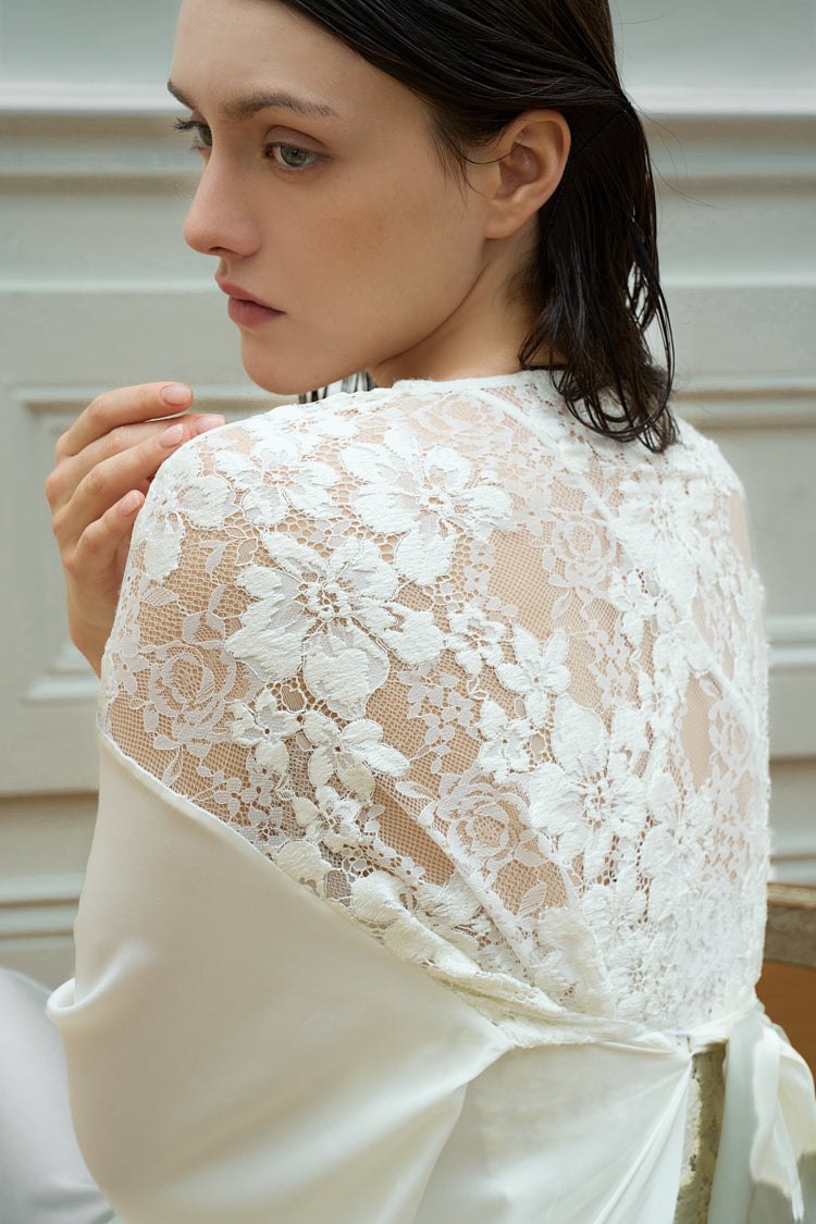 BACK LACE PANELED BELTED SEMI-SHEER PEIGNOIR / WHITE