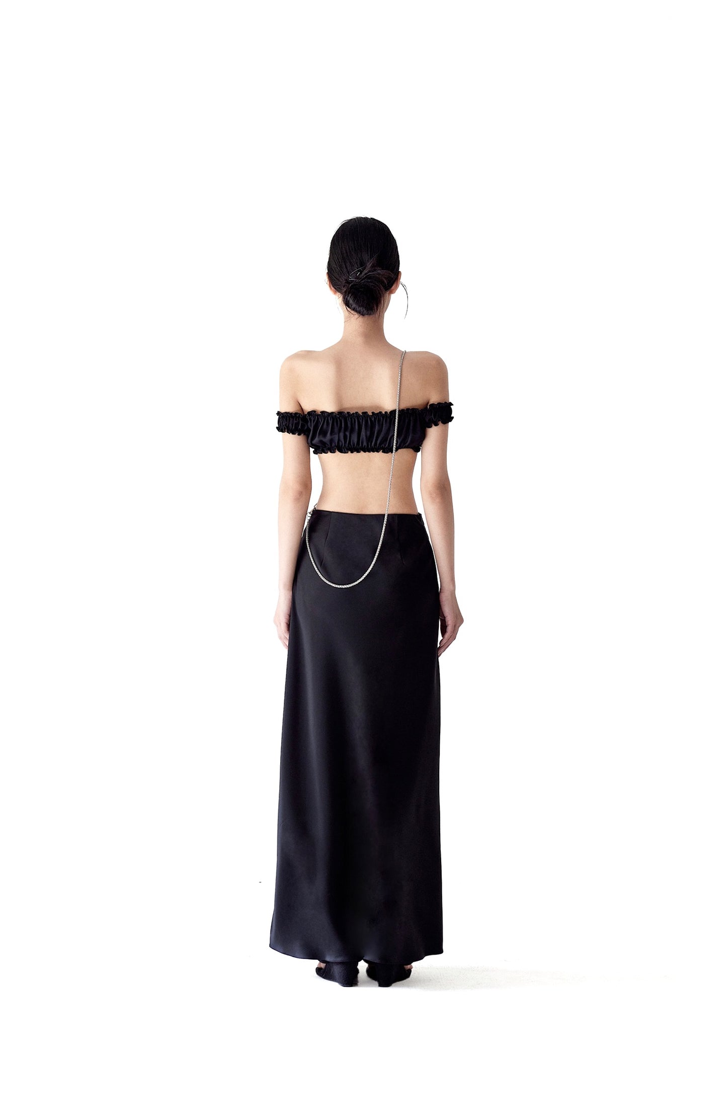OFF-THE SHOULDER BAR TOP