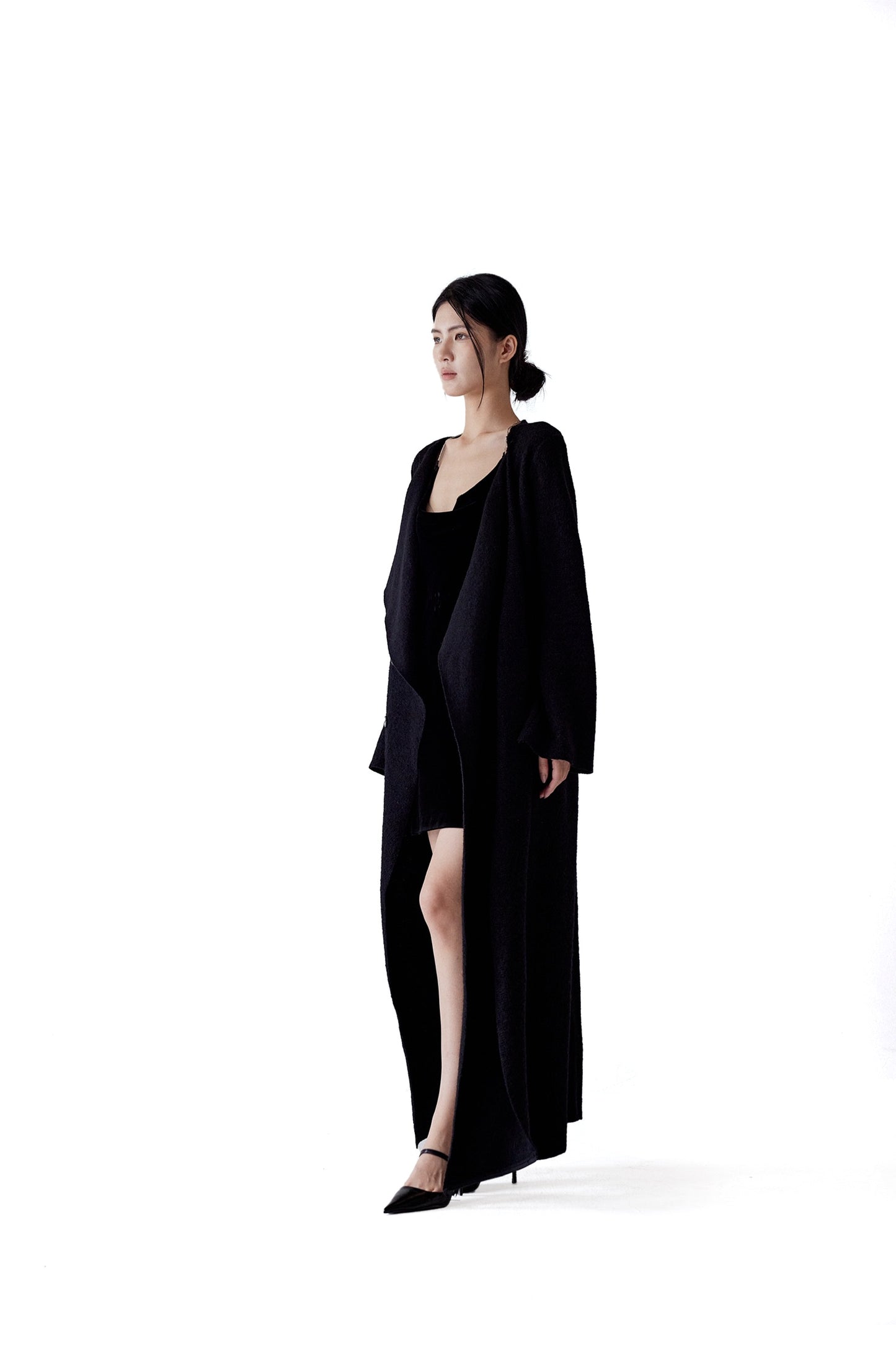 MULTI-WEAR ONE-PIECE SCARF COAT