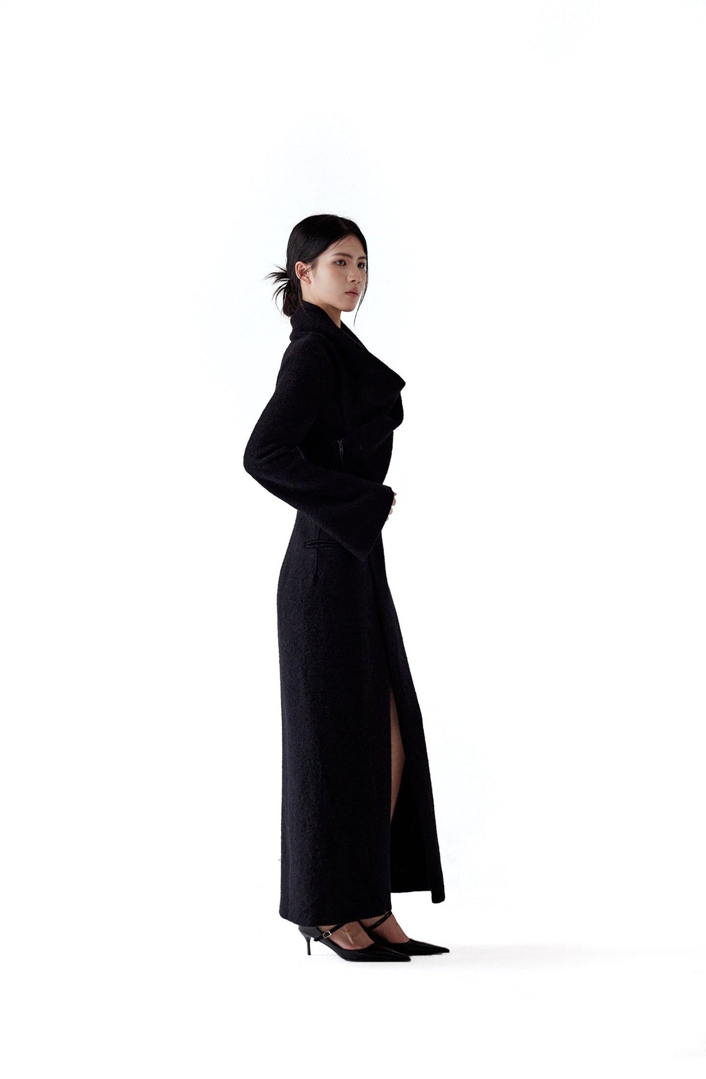 MULTI-WEAR ONE-PIECE SCARF COAT