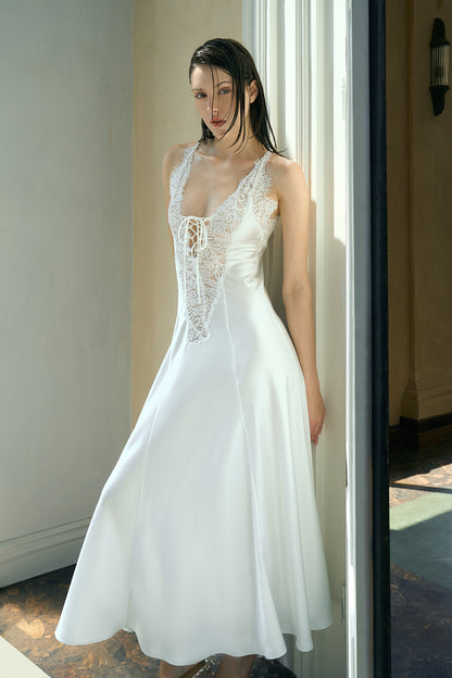 LACE-INSERT CAMISOLE NIGHTGOWN / WHITE