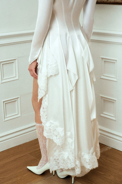 LACE LAPEL EMBROIDERED TAILCOAT-STYLE OVERCOAT / WHITE
