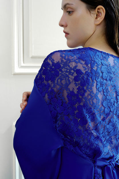 BACK LACE PANELED BELTED SEMI-SHEER PEIGNOIR / KLEIN BLUE