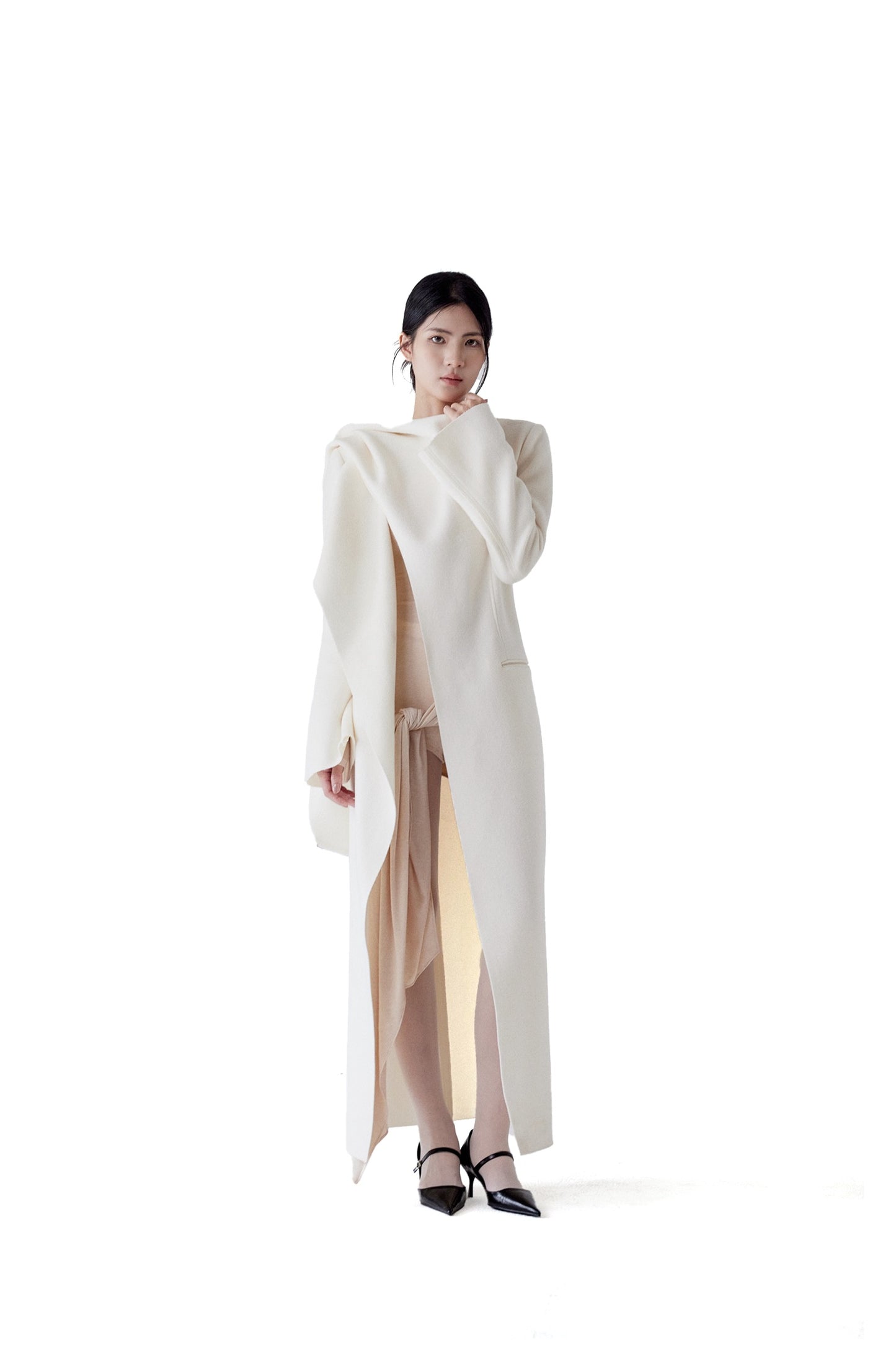 MULTI-WEAR ONE-PIECE SCARF COAT