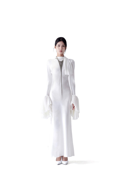 BACKLESS MAXI DRESS WITH RUFFLED SLEEVES