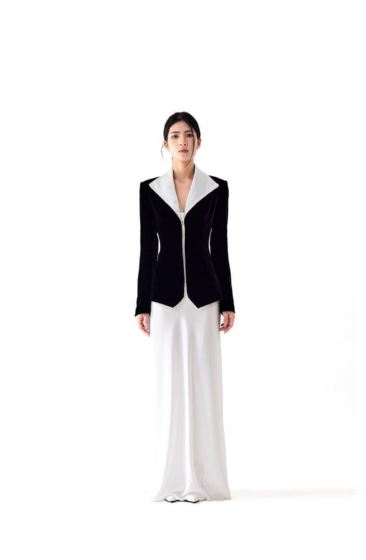 CUSTOMIZED VELVET LAPEL FITTED BLAZER