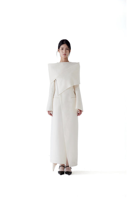 MULTI-WEAR ONE-PIECE SCARF COAT