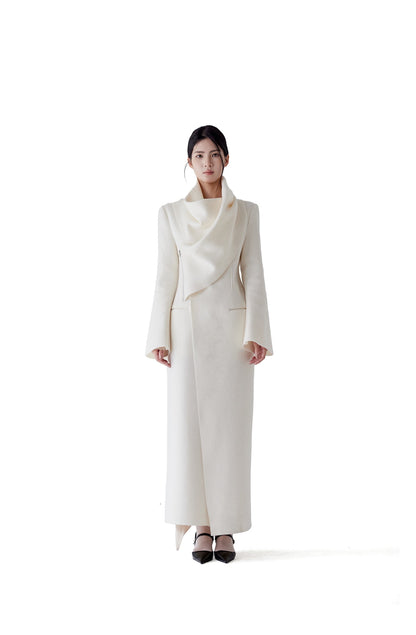 MULTI-WEAR ONE-PIECE SCARF COAT