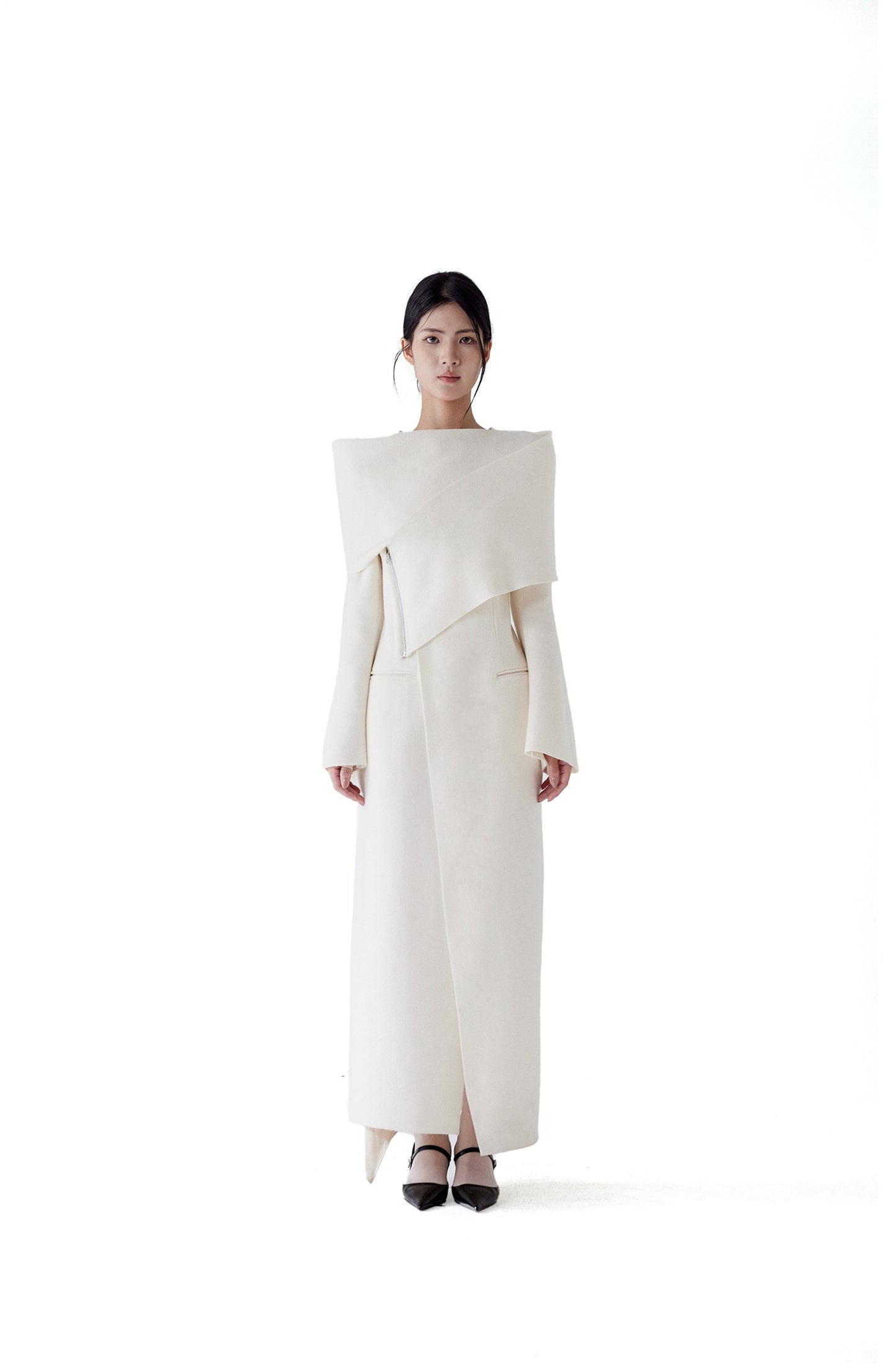 MULTI-WEAR ONE-PIECE SCARF COAT